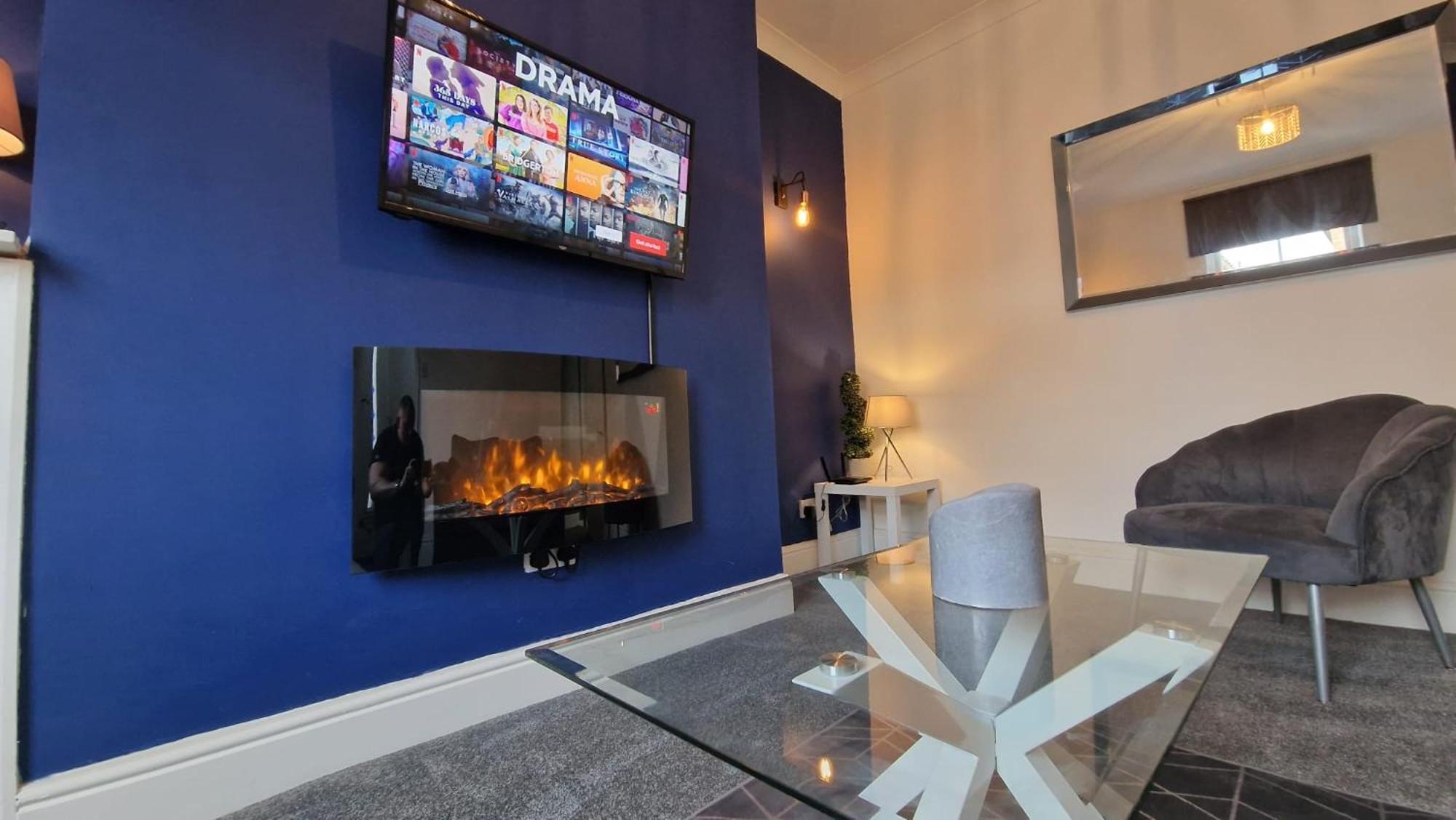 Cosy Home Perfect For Families And Contractors With Free Parking ダーリントン エクステリア 写真